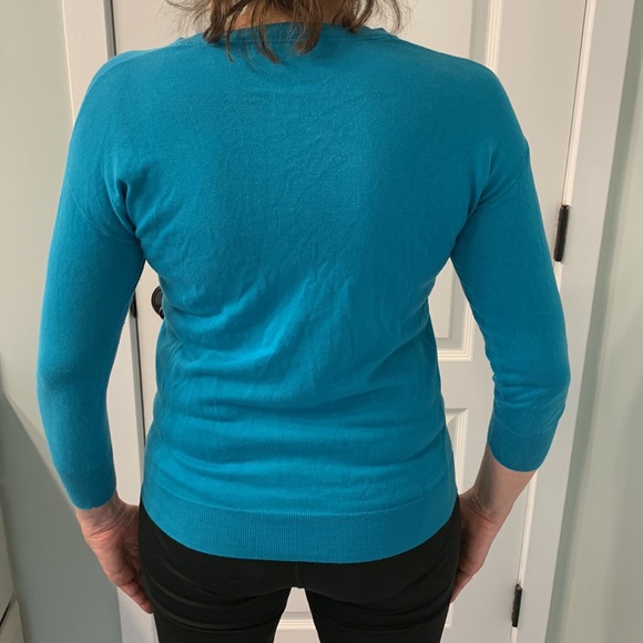 BANANA REPUBLIC V-NECK - Picture 3 of 11